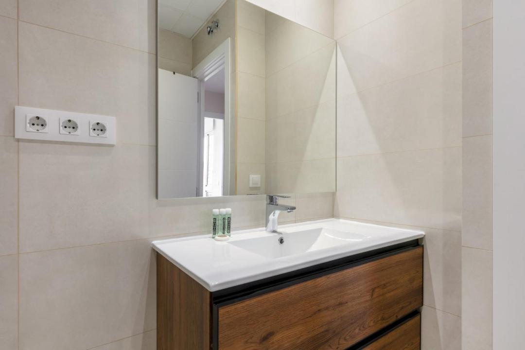 Bright With Views - 2Bd 1Bth- Av America Madrid Exterior photo